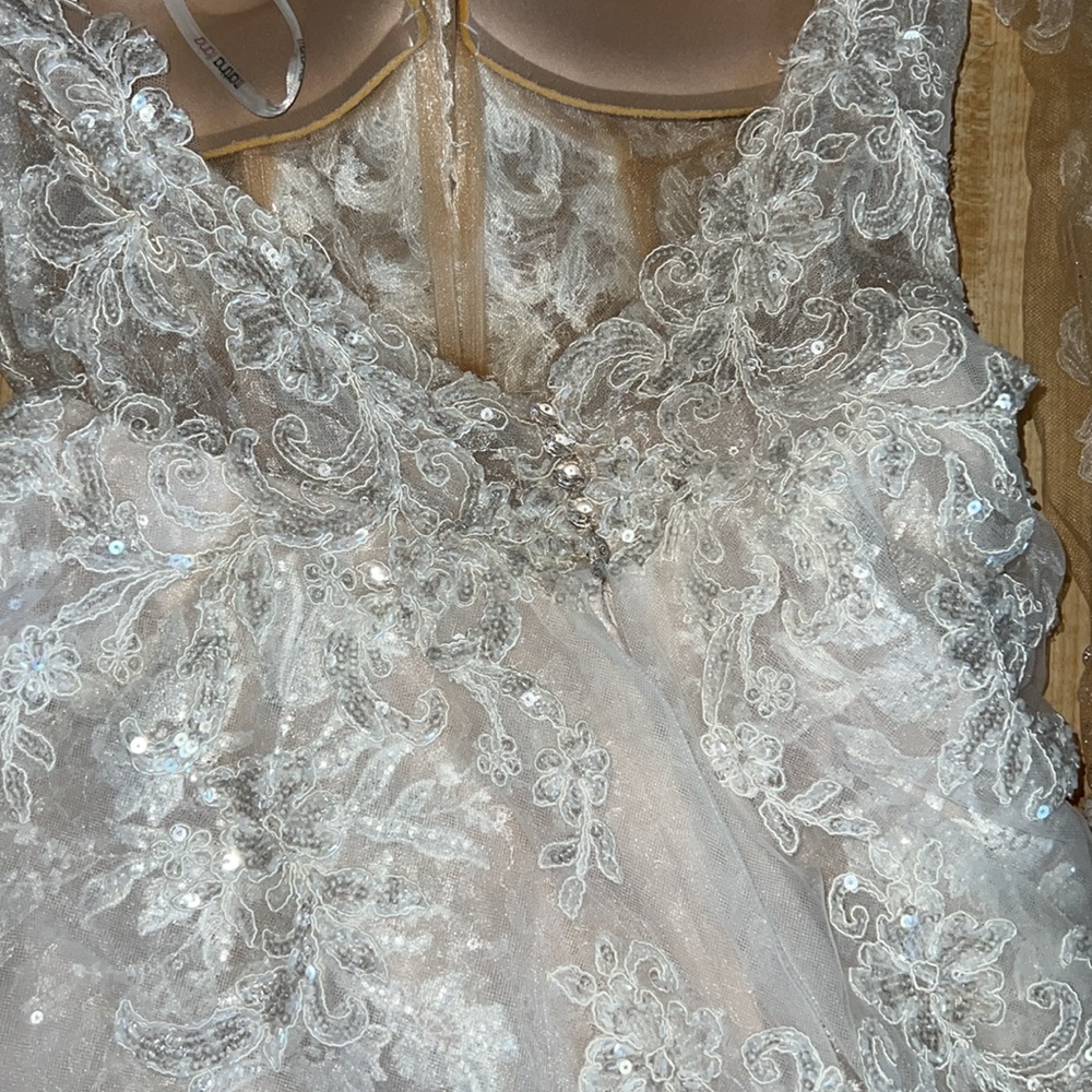 NEVER WORN OR ALTERED Martina Liana 1097 NWOT - Picture 12 of 15